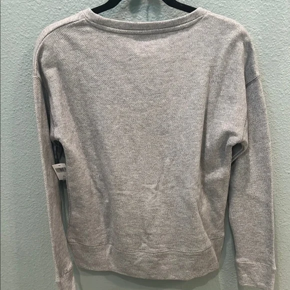 Disney Cruise Line Castaway Cay Gray Sweatshirt NWT XS - Picture 3 of 3